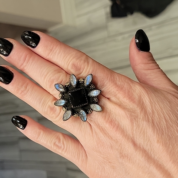 Jewelry - Onyx and rainbow moonstone ring